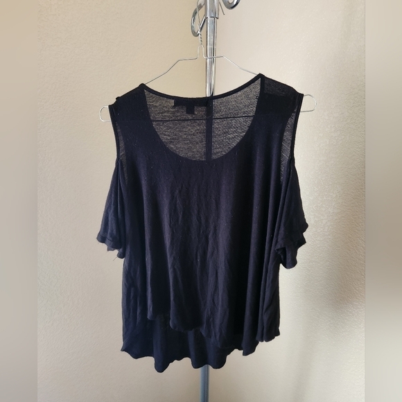 Living Doll Short Sleeve Pullover Blouse - Picture 2 of 3